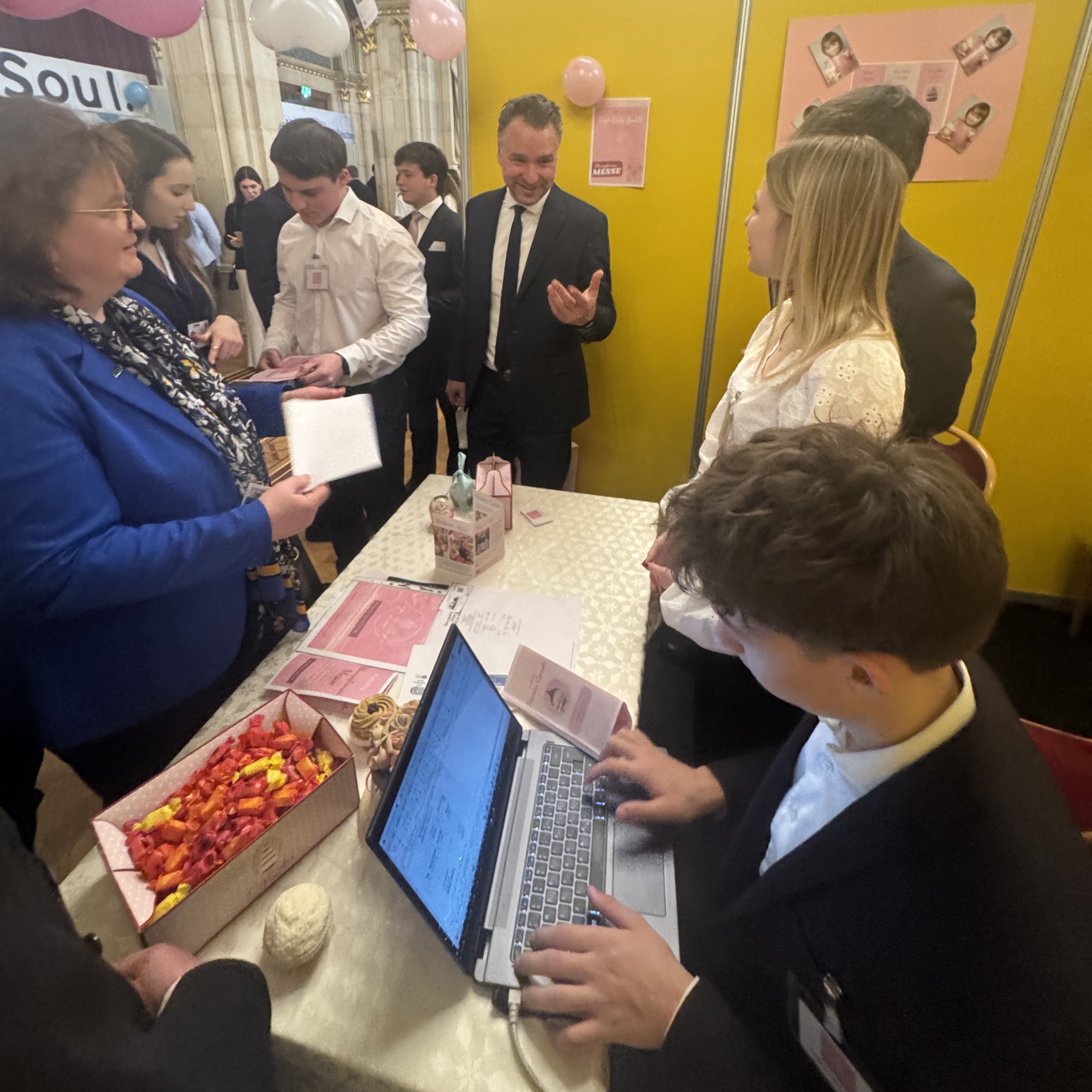 Unser Verkaufsstand in Aktion